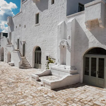 Çiftlik konaklama Masseria Le Carrube