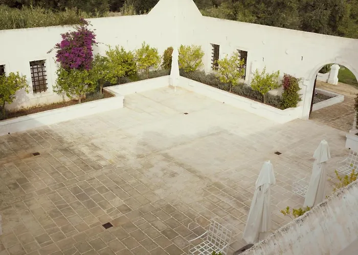 Masseria Le Carrube Farm stay Ostuni