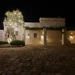 Masseria Le Carrube *