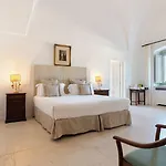 Masseria Le Carrube