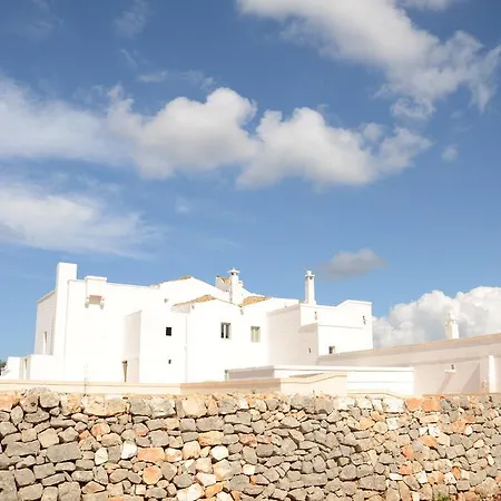 Masseria Le Carrube * オストゥーニ