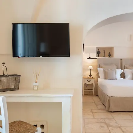 Çiftlik konaklama Masseria Le Carrube