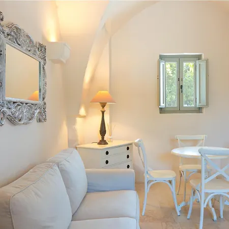 Masseria Le Carrube