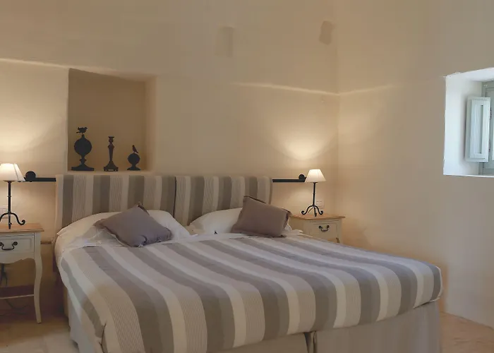 Masseria Le Carrube *